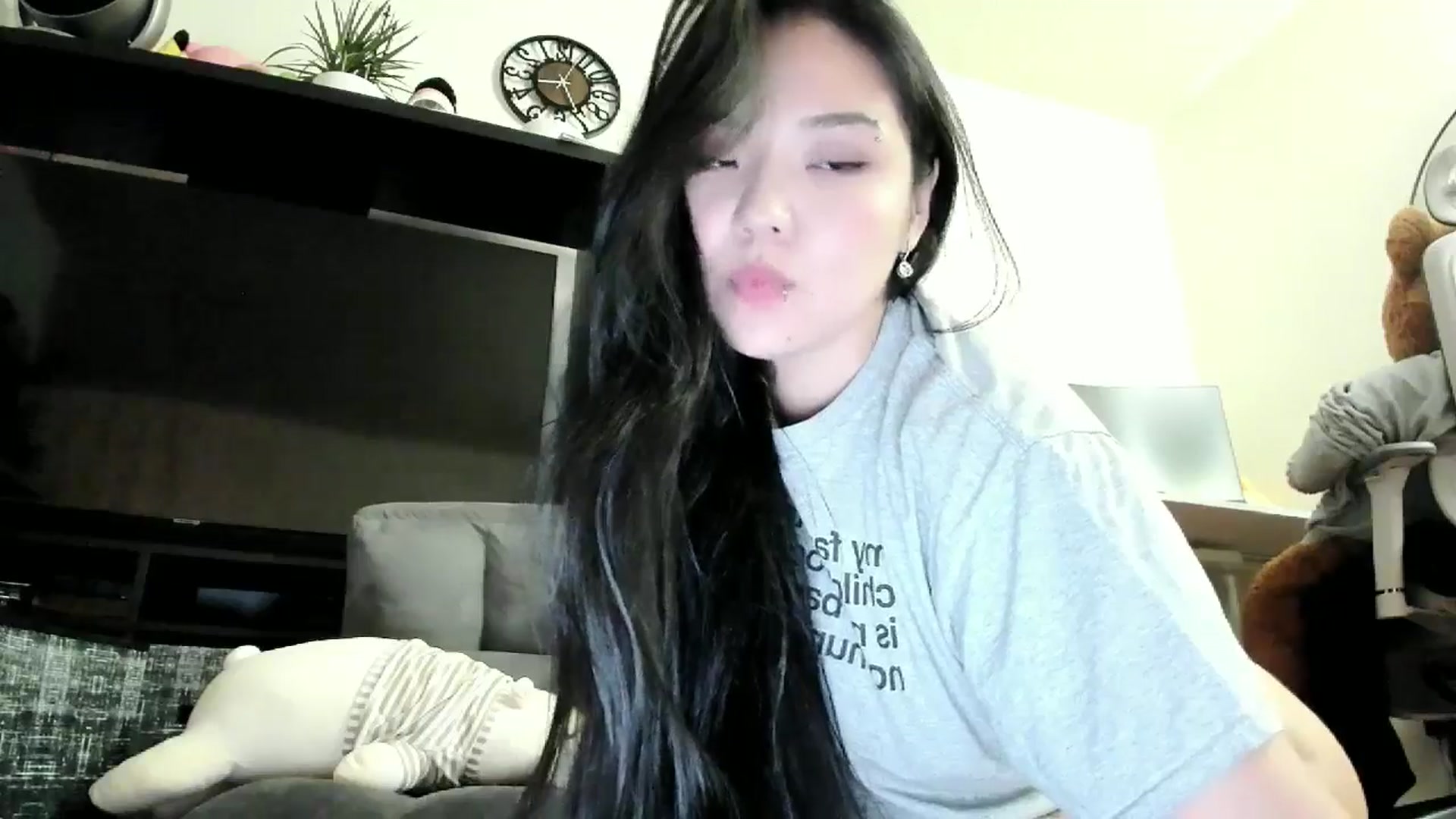 Gallery image thumbnail from Melody__K's myfreecams stream on, 10/23/2025, 10:39 image 19 of 20