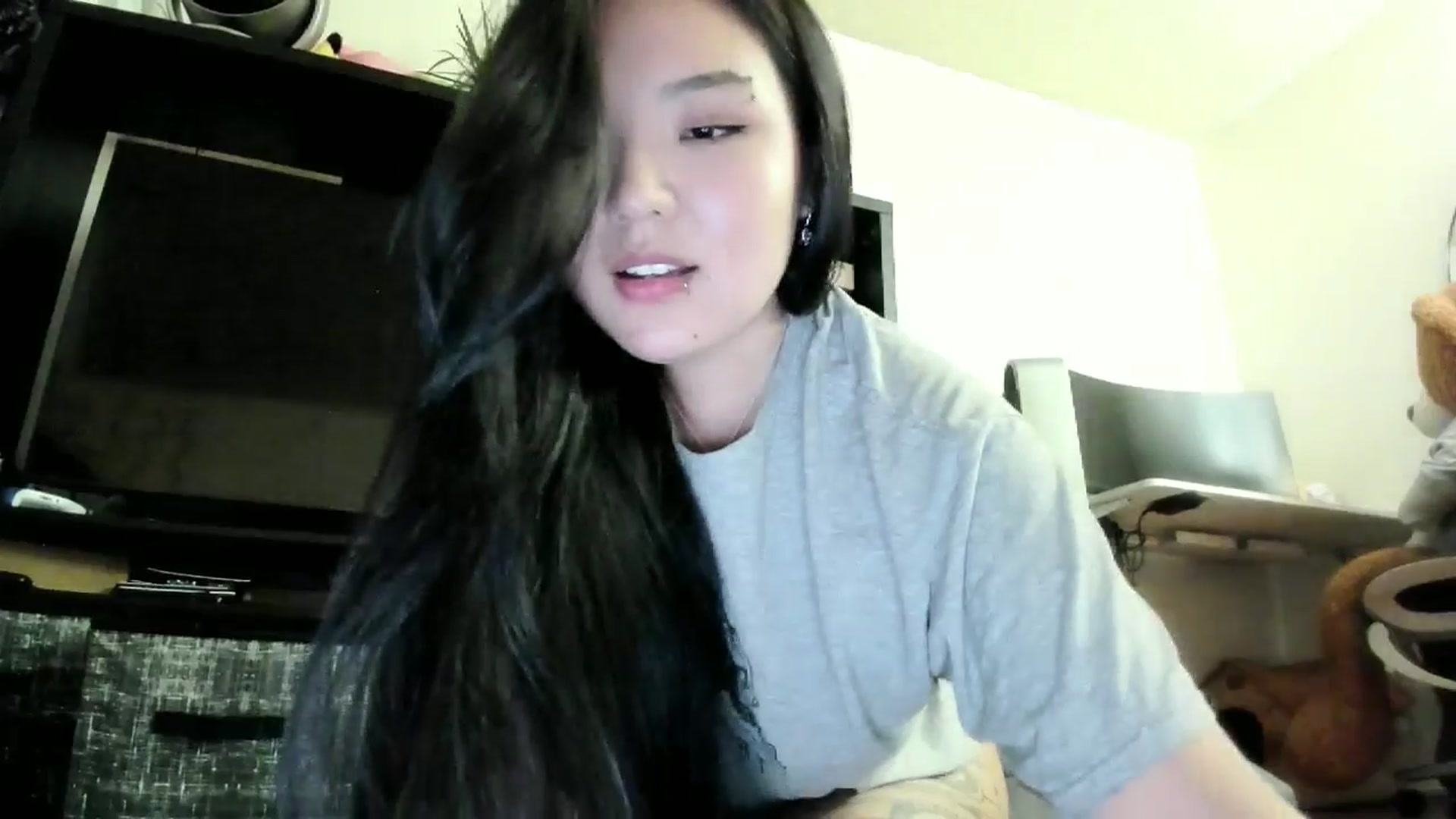 Gallery image thumbnail from Melody__K's myfreecams stream on, 10/30/2025, 08:20 image 15 of 20