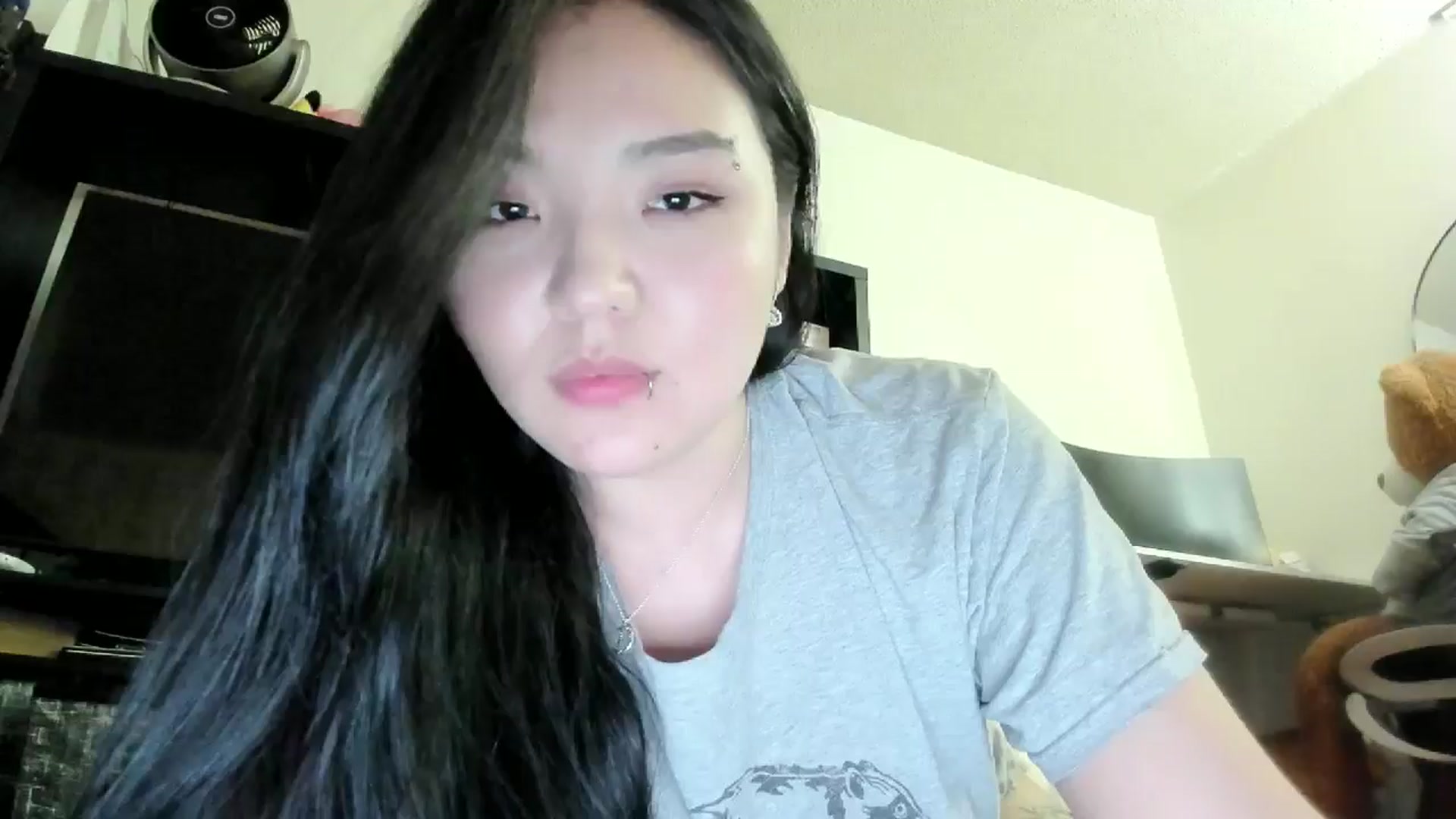 Gallery image thumbnail from Melody__K's myfreecams stream on, 10/30/2025, 08:20 image 4 of 20