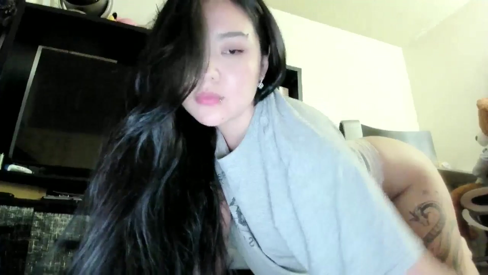 Gallery image thumbnail from Melody__K's myfreecams stream on, 10/30/2025, 08:20 image 19 of 20