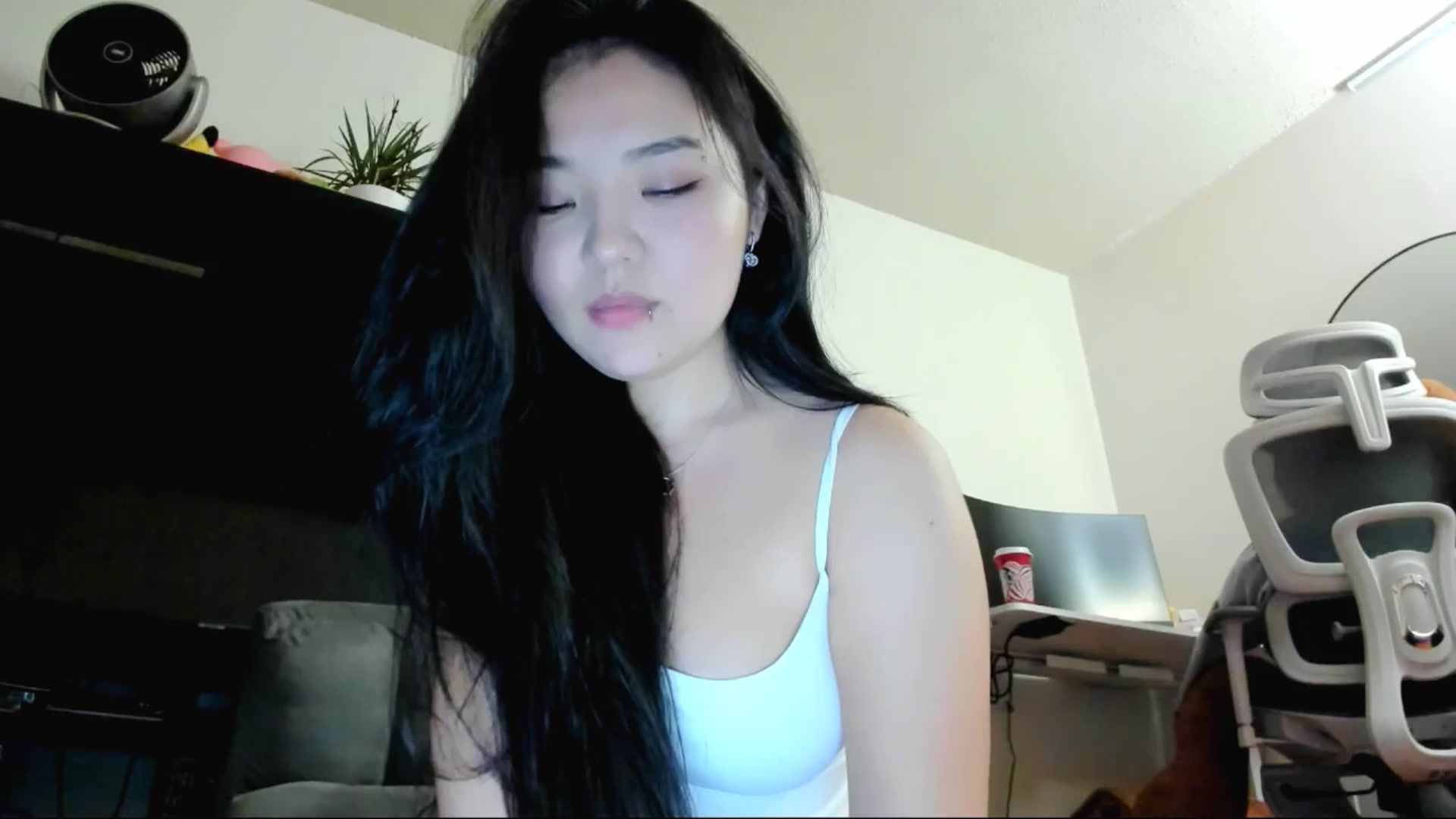 Gallery image thumbnail from Melody__K's myfreecams stream on, 11/04/2025, 10:04 image 6 of 20