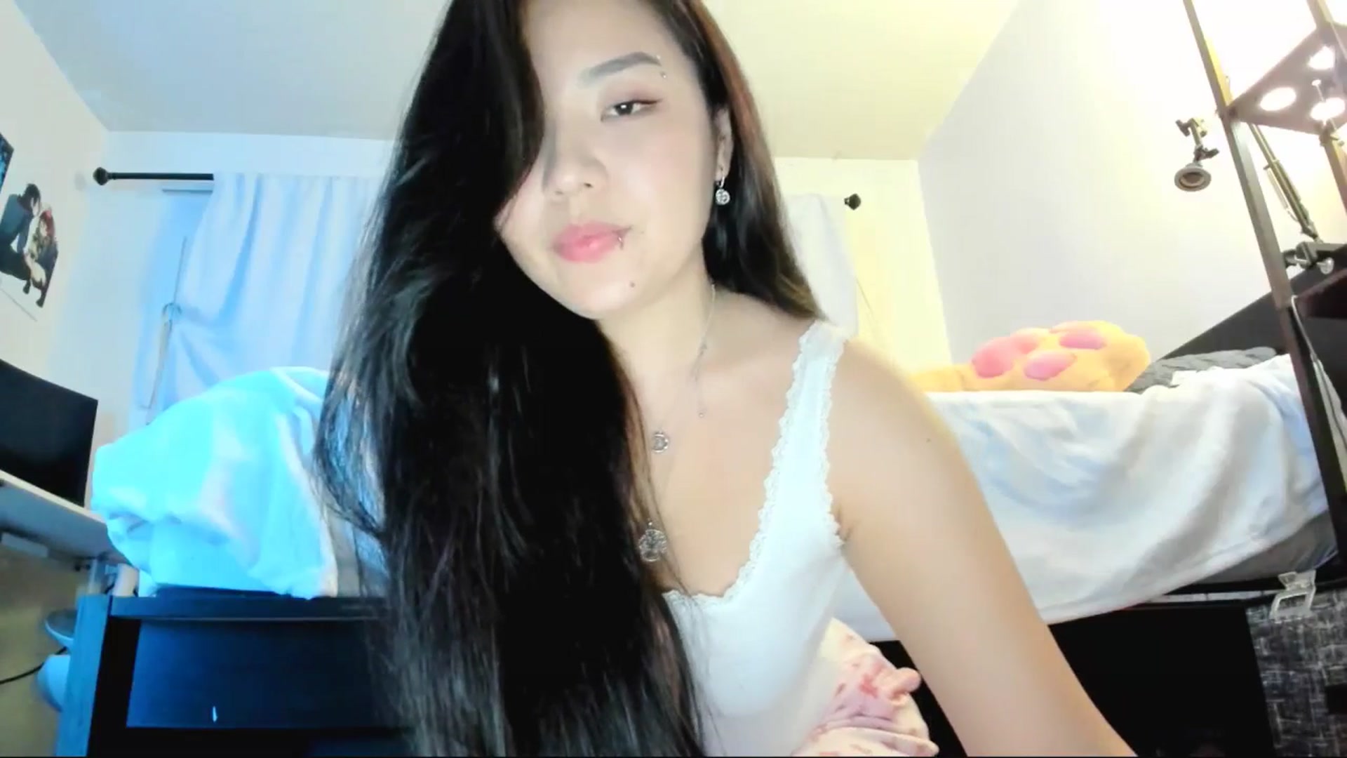 Gallery image thumbnail from Melody__K's myfreecams stream on, 11/11/2025, 09:24 image 6 of 20