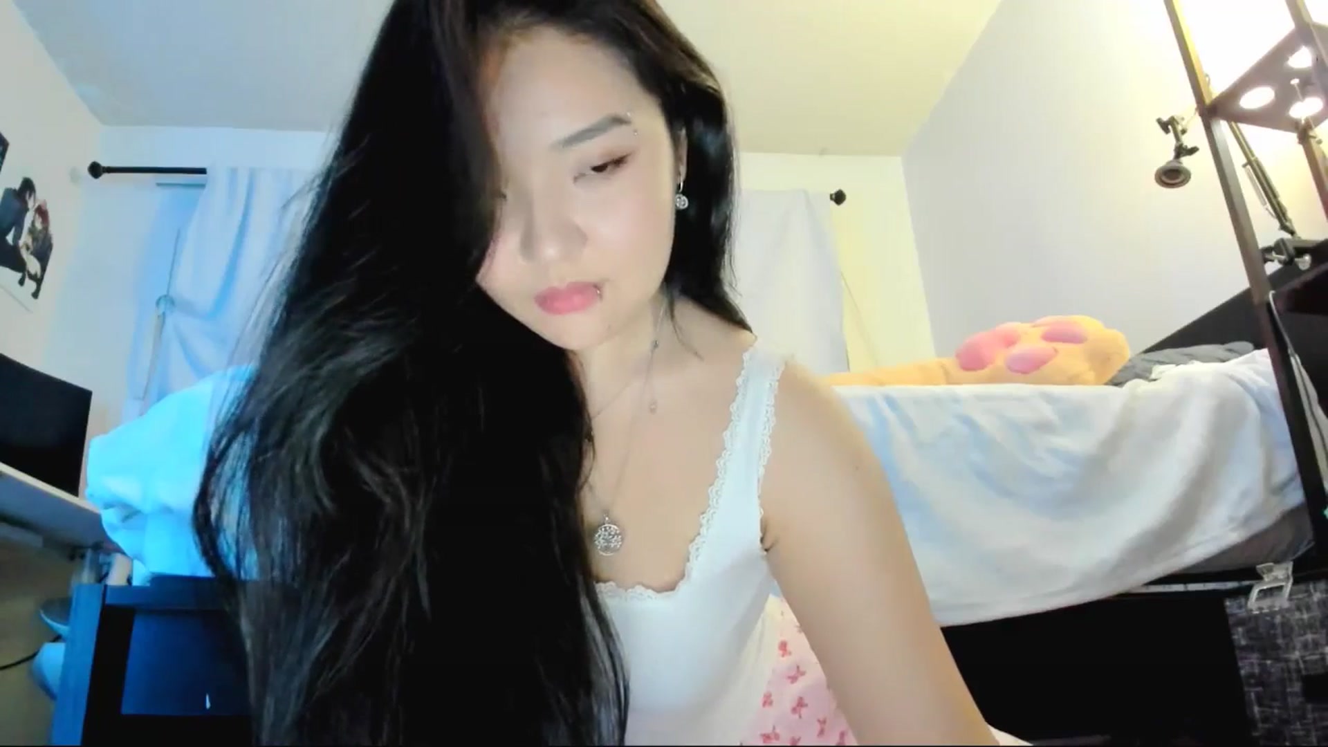 Gallery image thumbnail from Melody__K's myfreecams stream on, 11/11/2025, 09:24 image 5 of 20