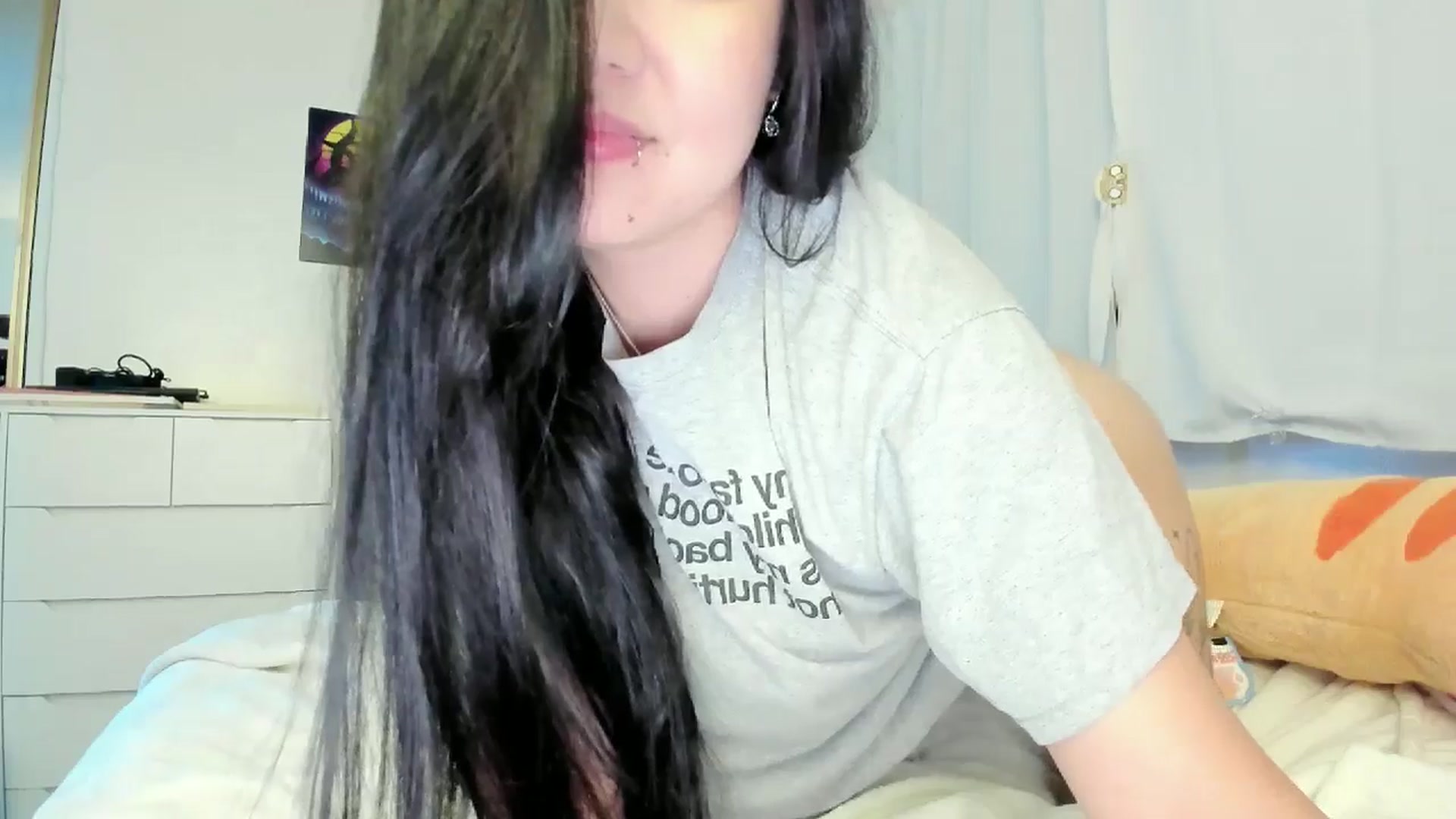 Gallery image thumbnail from Melody__K's myfreecams stream on, 11/20/2025, 10:08 image 9 of 20