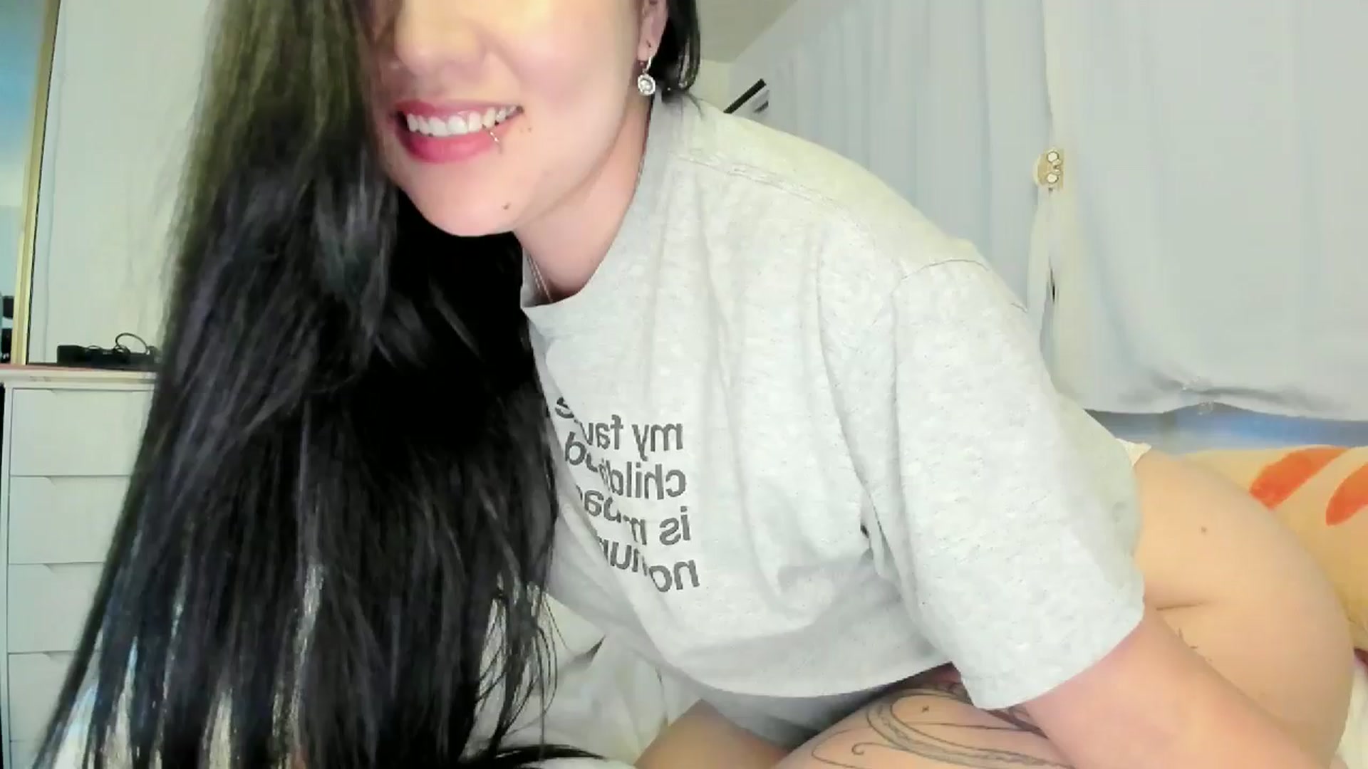 Gallery image thumbnail from Melody__K's myfreecams stream on, 11/20/2025, 10:08 image 11 of 20