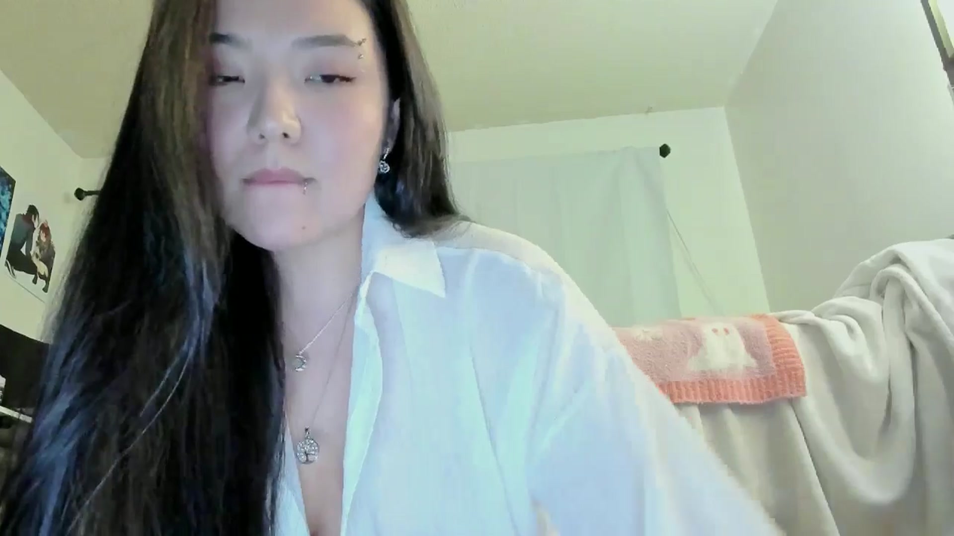Gallery image thumbnail from Melody__K's myfreecams stream on, 12/30/2025, 10:50 image 5 of 20