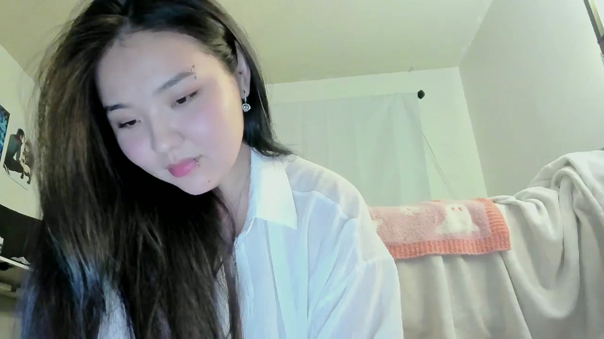Gallery image thumbnail from Melody__K's myfreecams stream on, 12/30/2025, 10:50 image 7 of 20