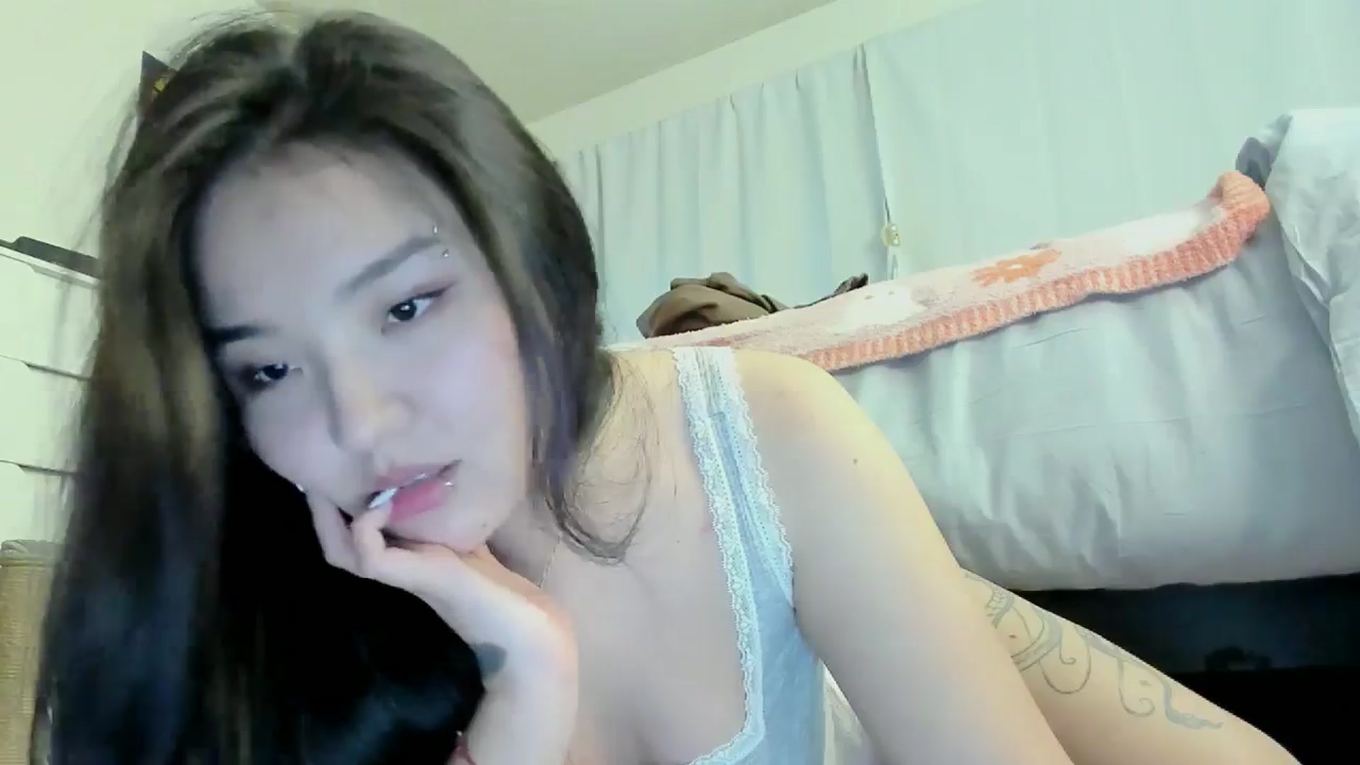Gallery image thumbnail from Melody__K's myfreecams stream on, 01/28/2026, 09:56 image 3 of 20