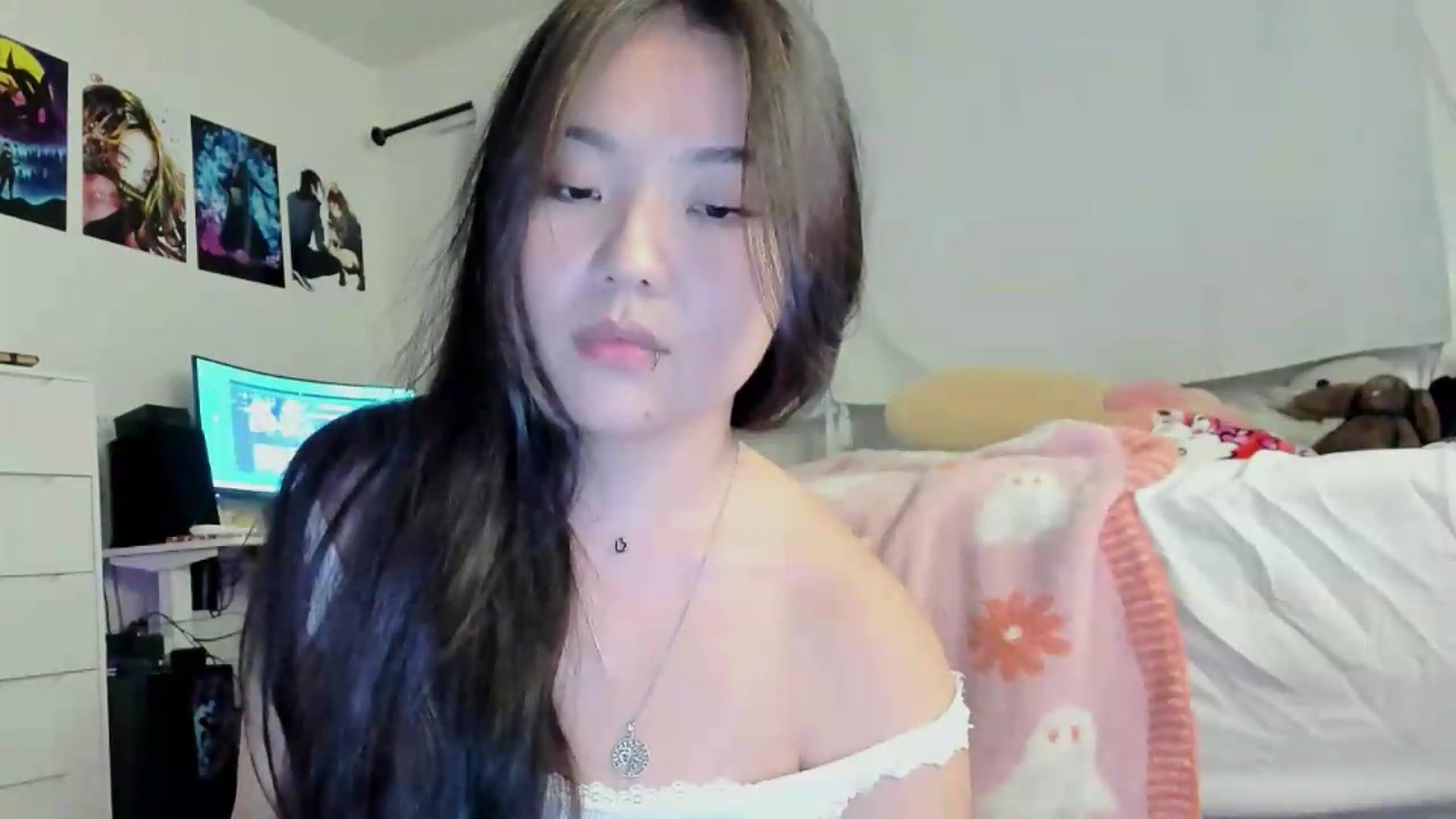 Gallery image thumbnail from Melody__K's myfreecams stream on, 08/05/2026, 04:33 image 8 of 20