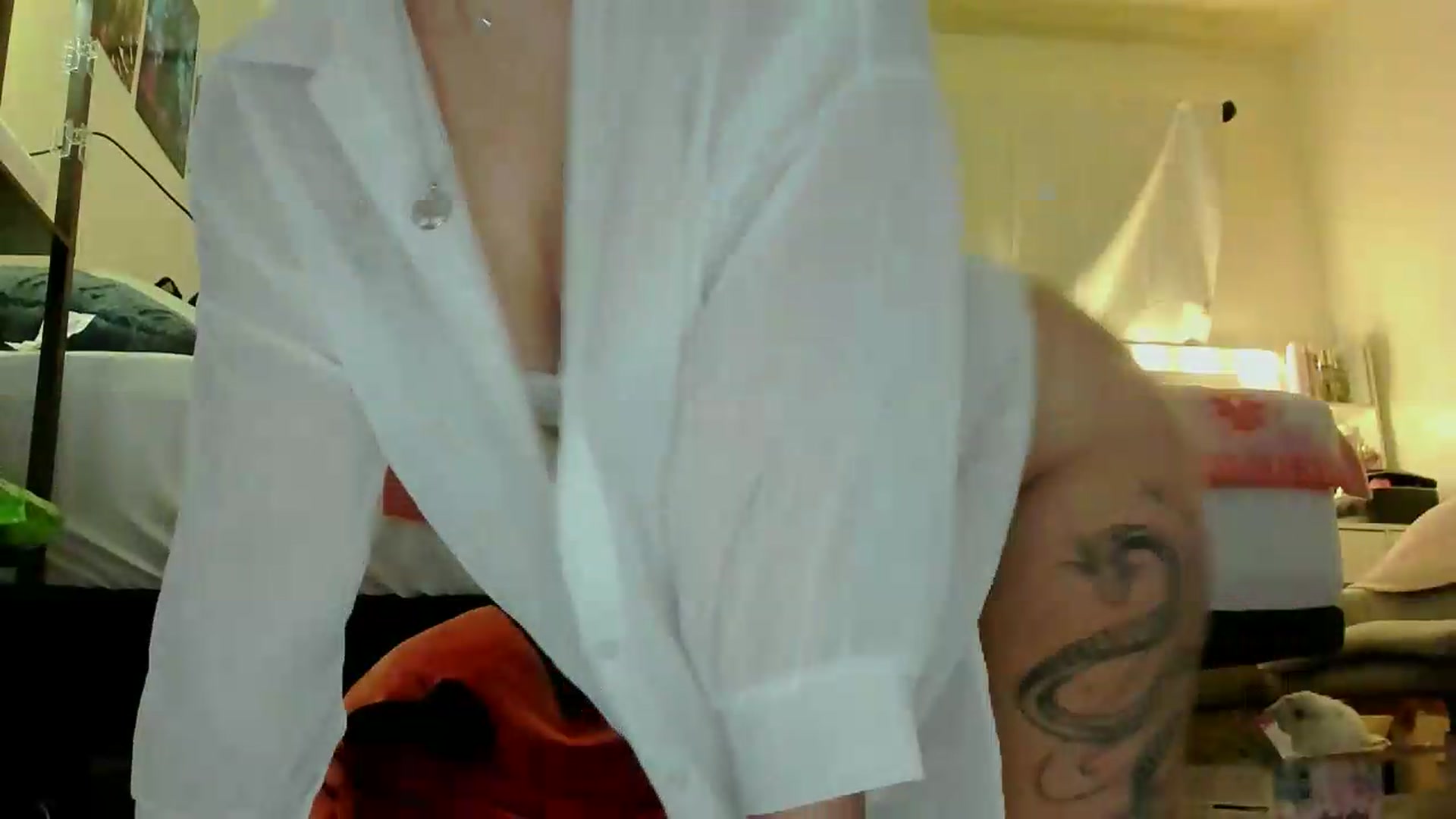 Gallery image thumbnail from Melody__K's myfreecams stream on, 08/27/2026, 04:20 image 13 of 20