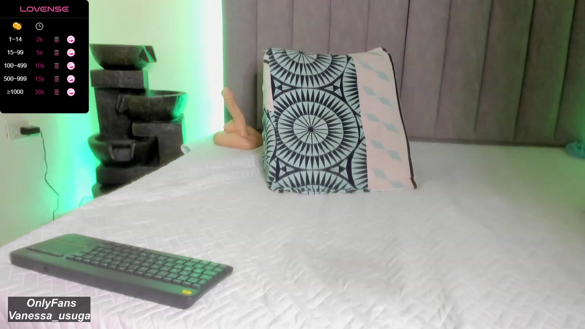Gallery image thumbnail from Melodymiller's myfreecams stream on, 12/26/2023, 10:44 image 5 of 20