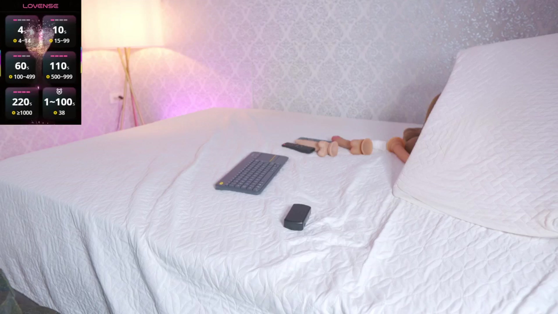 Gallery image thumbnail from Melodymiller's myfreecams stream on, 11/16/2025, 13:21 image 17 of 20