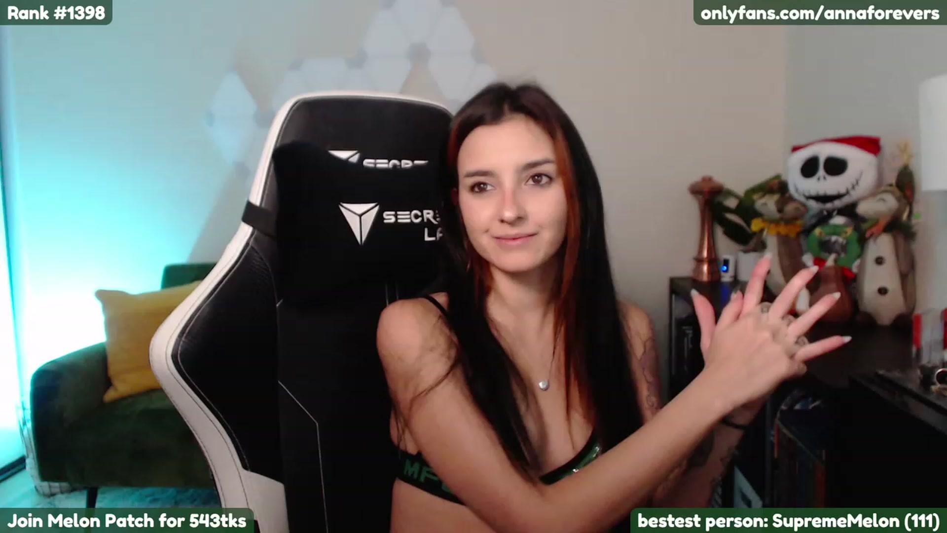 Gallery image thumbnail from Melon's myfreecams stream on, 11/23/2022, 04:58 image 3 of 20