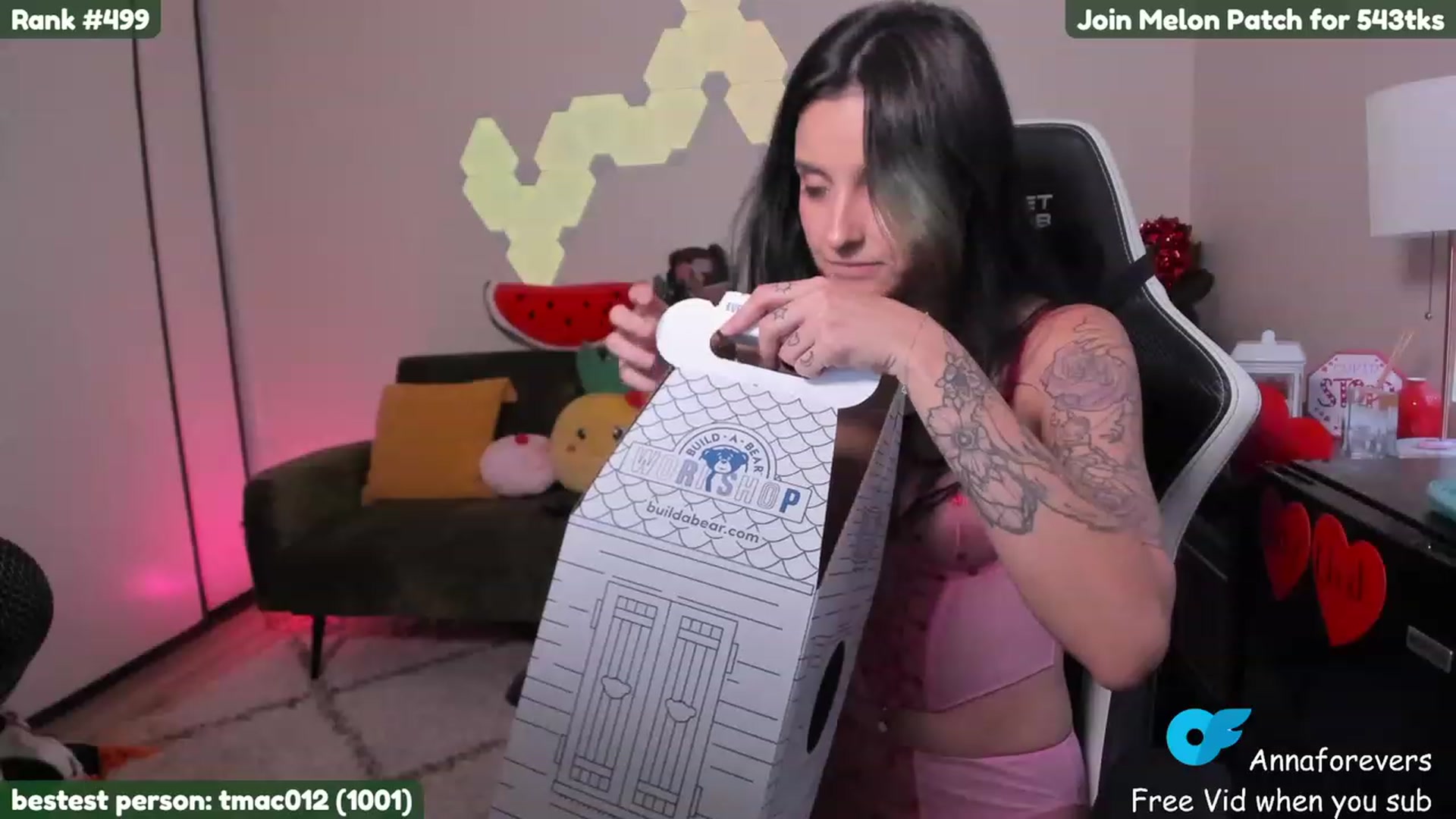 Gallery image thumbnail from Melon's myfreecams stream on, 02/05/2023, 01:17 image 9 of 20