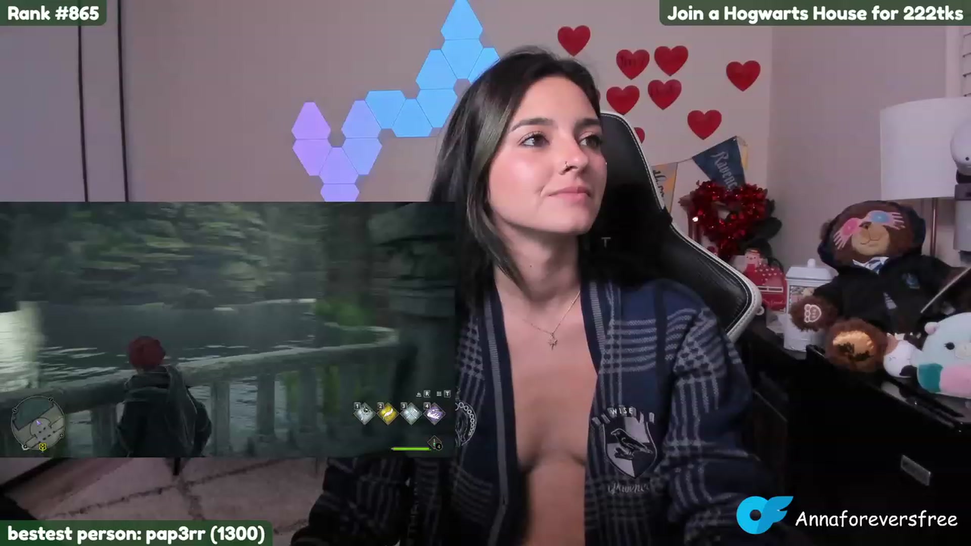 Gallery image thumbnail from Melon's myfreecams stream on, 02/14/2023, 04:11 image 2 of 20