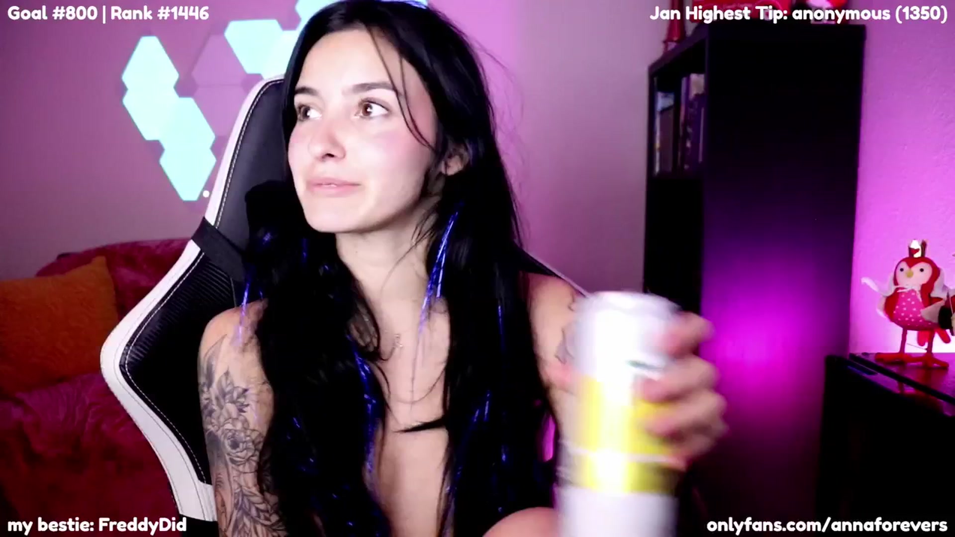 Gallery image thumbnail from Melon's myfreecams stream on, 01/24/2024, 05:00 image 5 of 20