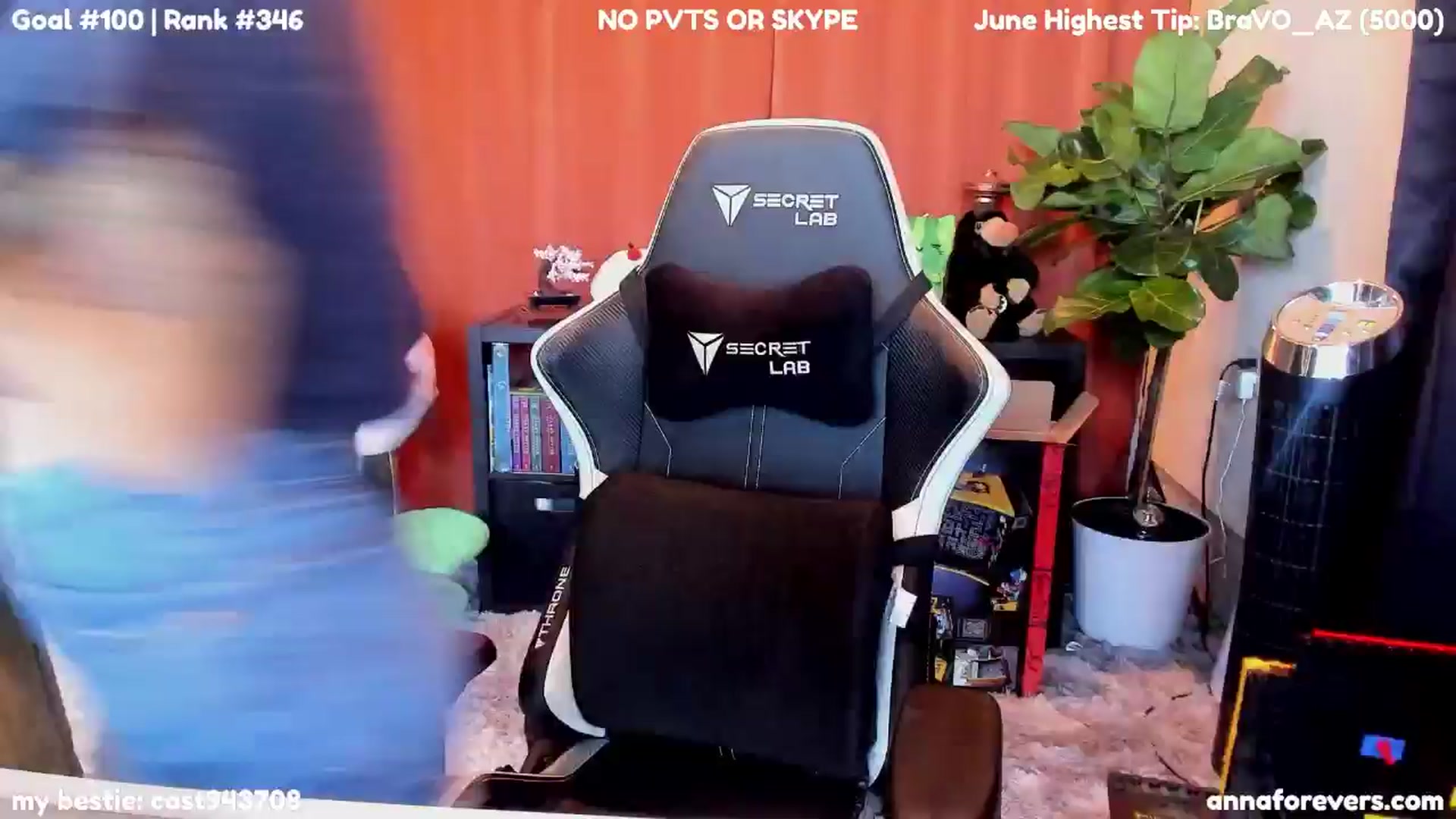 Gallery image thumbnail from Melon's myfreecams stream on, 06/09/2024, 01:53 image 7 of 20