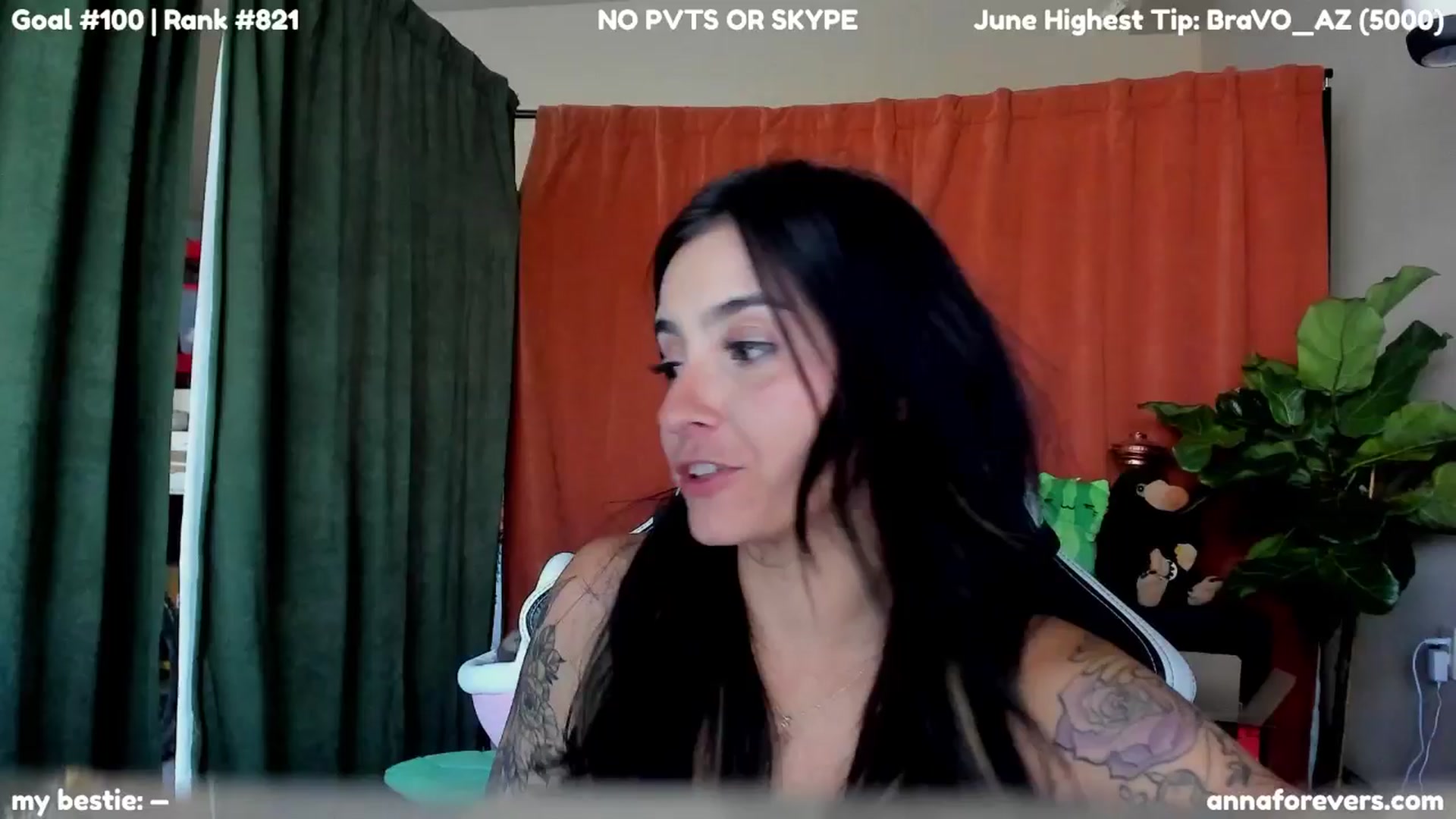 Gallery image thumbnail from Melon's myfreecams stream on, 06/17/2024, 02:07 image 2 of 20