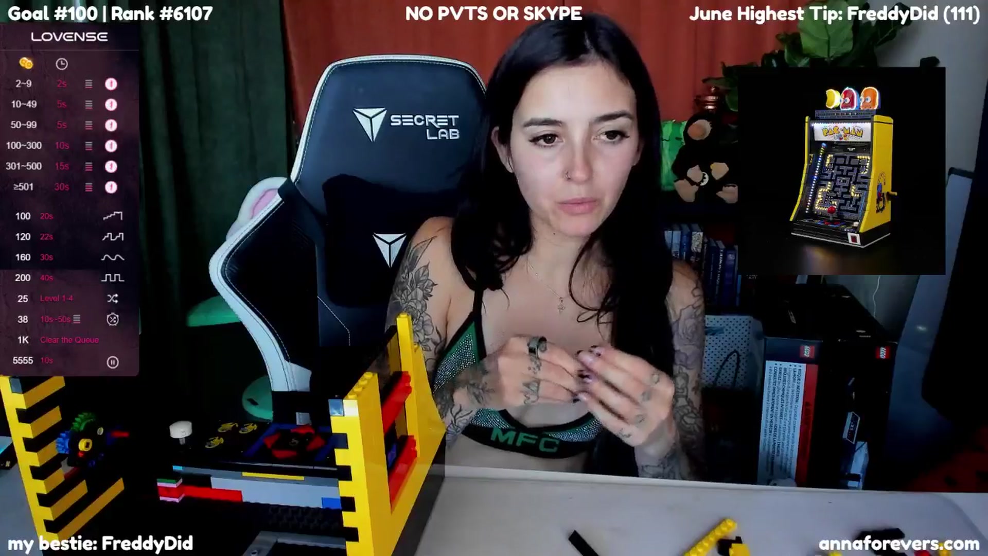 Gallery image thumbnail from Melon's myfreecams stream on, 07/06/2024, 03:13 image 5 of 20