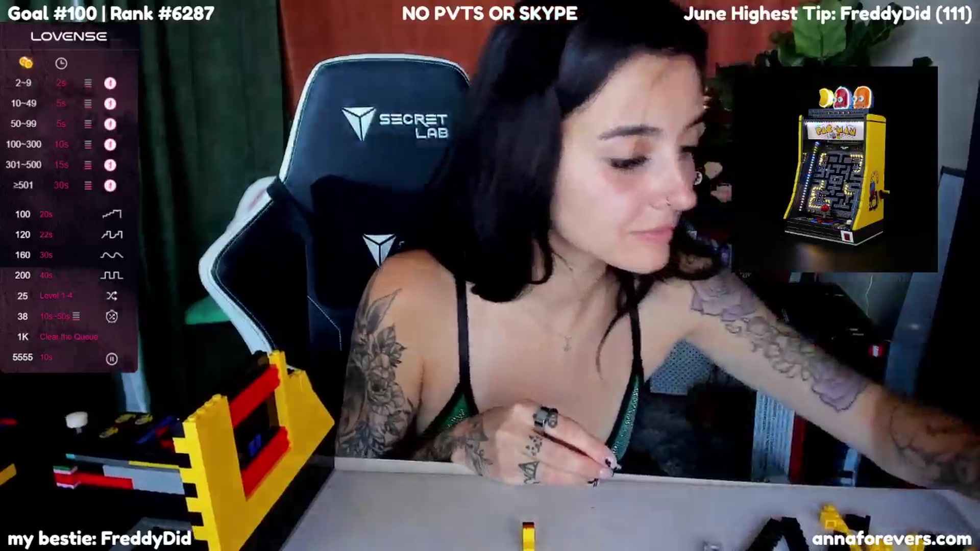 Gallery image thumbnail from Melon's myfreecams stream on, 07/06/2024, 03:13 image 3 of 20