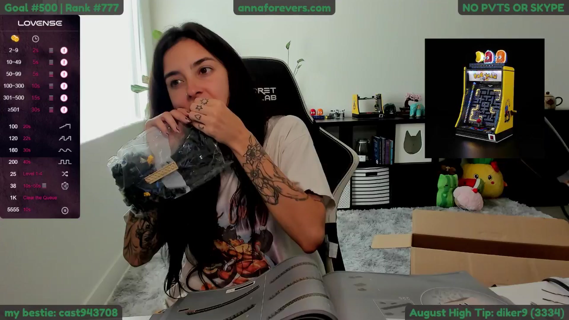 Gallery image thumbnail from Melon's myfreecams stream on, 08/16/2024, 03:28 image 9 of 20