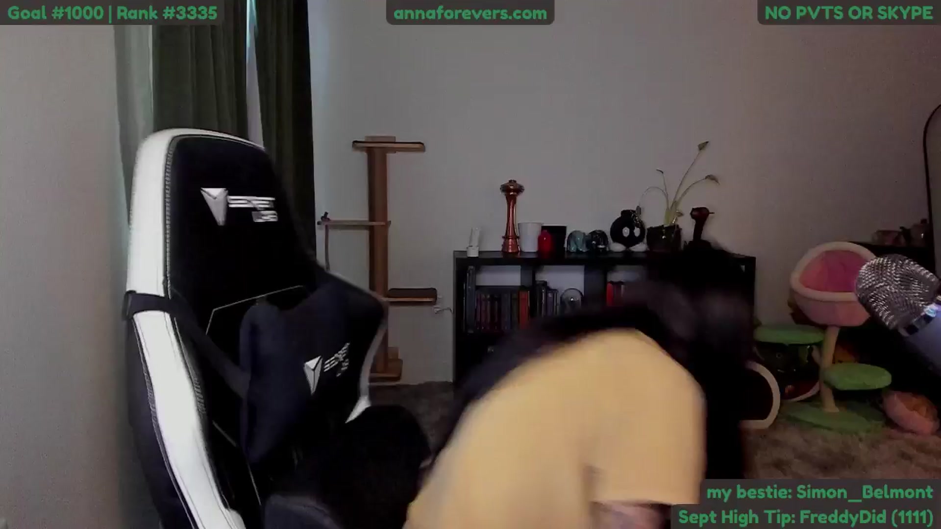 Gallery image thumbnail from Melon's myfreecams stream on, 09/18/2024, 03:03 image 1 of 20