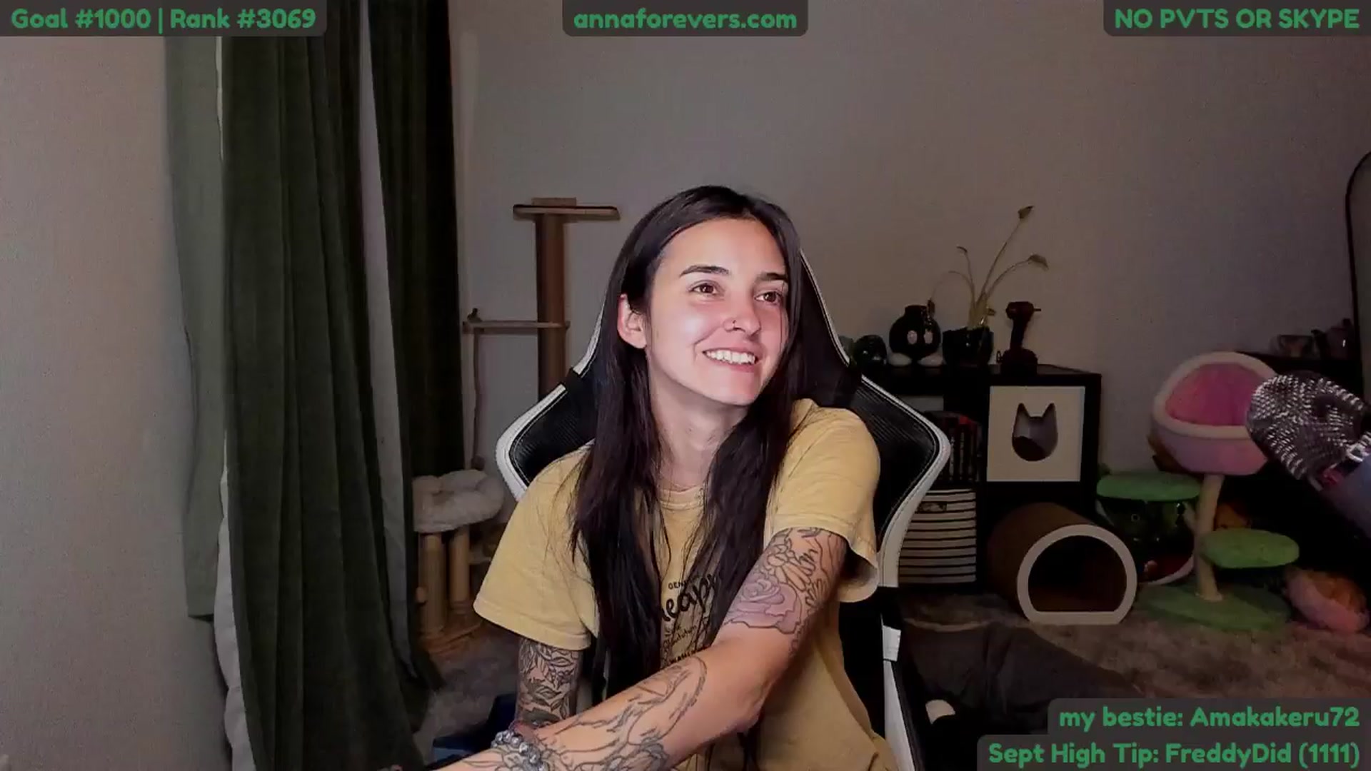 Gallery image thumbnail from Melon's myfreecams stream on, 09/18/2024, 03:03 image 14 of 20