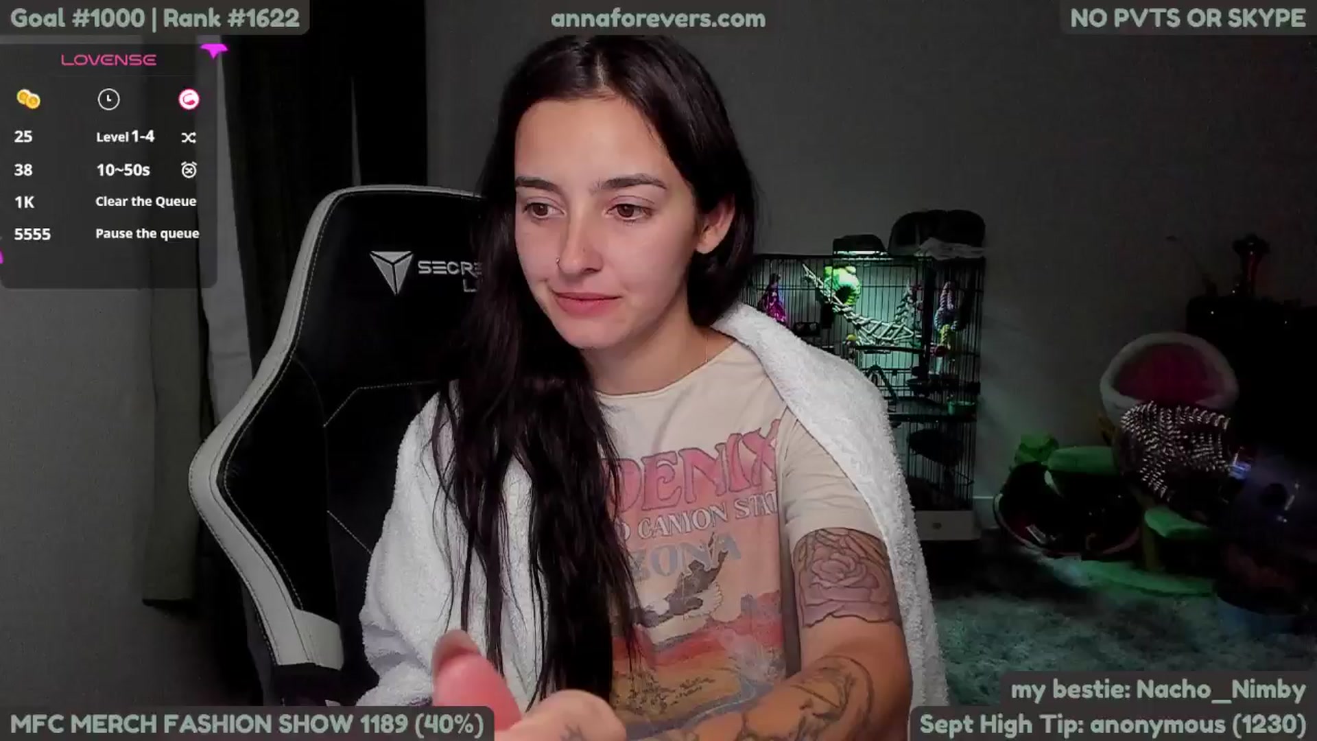 Gallery image thumbnail from Melon's myfreecams stream on, 09/28/2024, 03:58 image 3 of 20