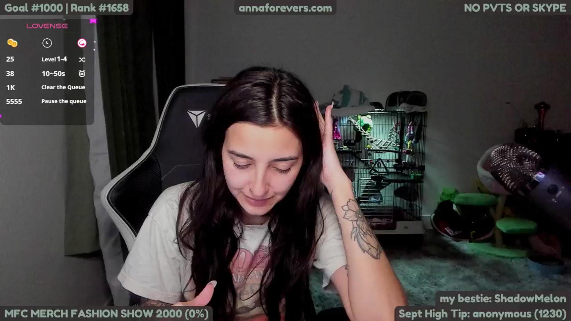 Gallery image thumbnail from Melon's myfreecams stream on, 09/28/2024, 03:58 image 1 of 20