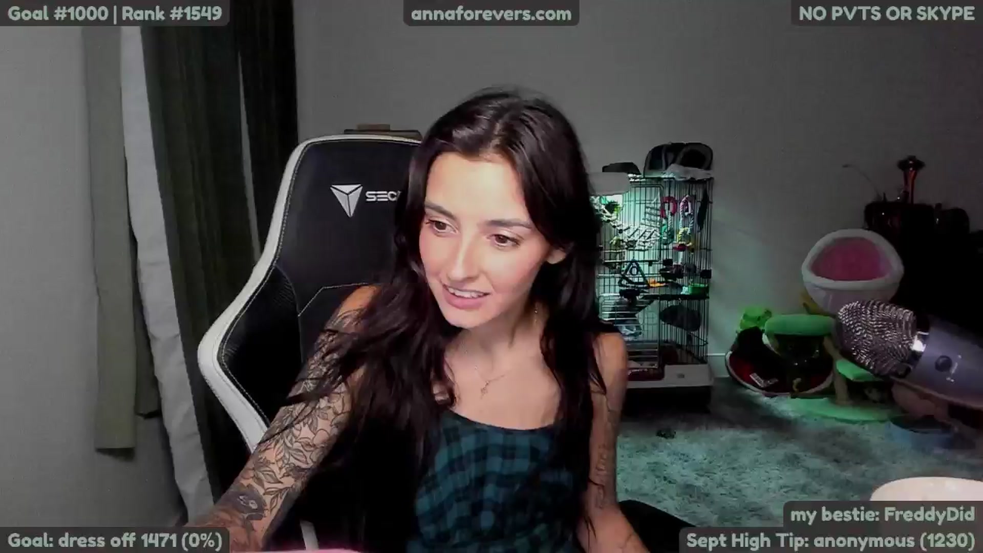 Gallery image thumbnail from Melon's myfreecams stream on, 09/29/2024, 02:40 image 3 of 20