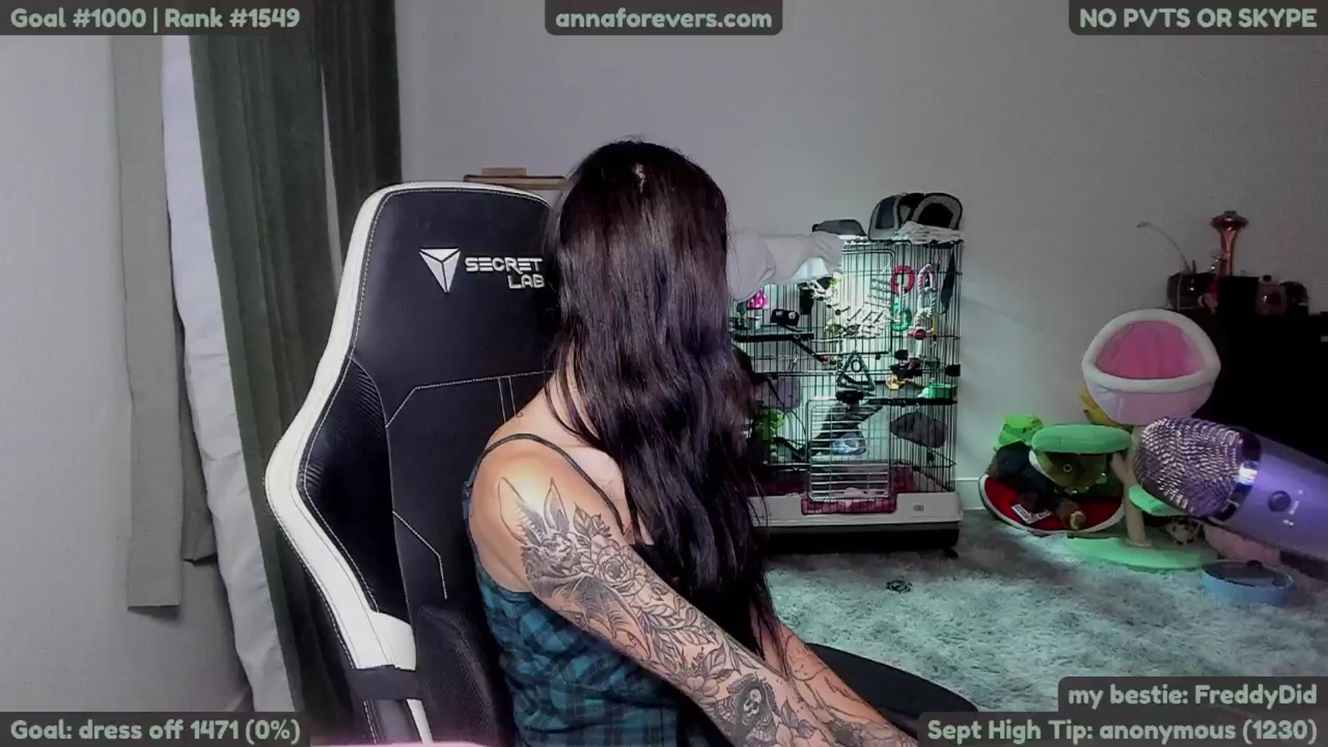 Gallery image thumbnail from Melon's myfreecams stream on, 09/29/2024, 02:40 image 9 of 20
