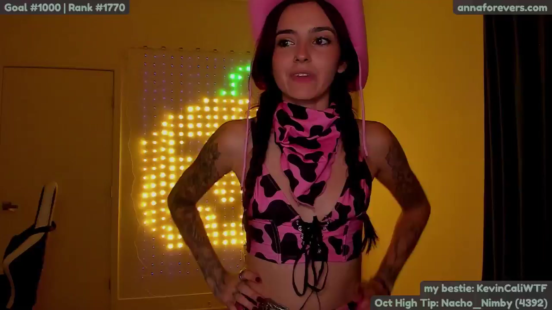 Gallery image thumbnail from Melon's myfreecams stream on, 10/28/2024, 04:45 image 9 of 20