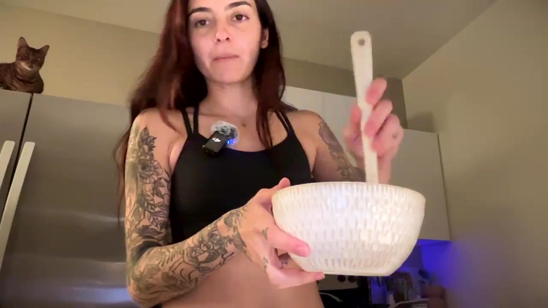 Gallery image thumbnail from Melon's myfreecams stream on, 12/03/2024, 02:30 image 3 of 20