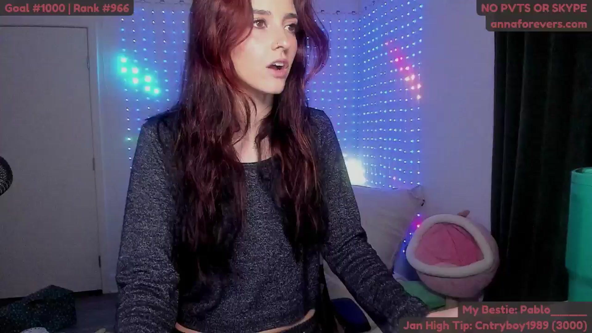 Gallery image thumbnail from Melon's myfreecams stream on, 01/09/2025, 24:00 image 7 of 20