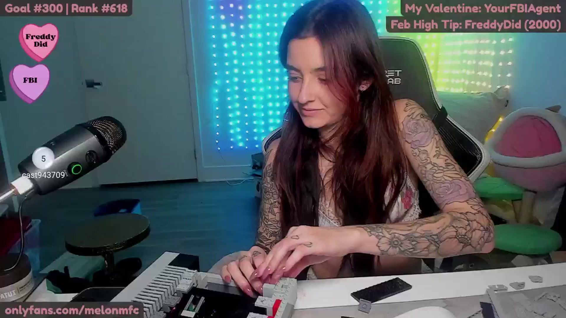 Gallery image thumbnail from Melon's myfreecams stream on, 02/15/2025, 05:28 image 4 of 20