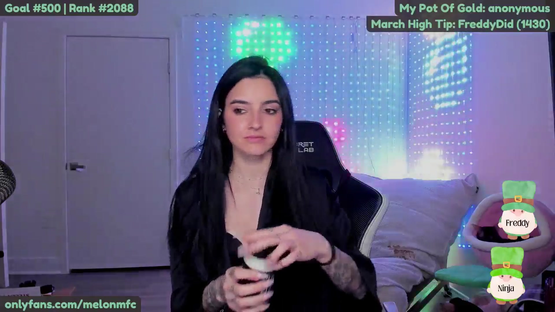 Gallery image thumbnail from Melon's myfreecams stream on, 03/18/2025, 03:47 image 6 of 20