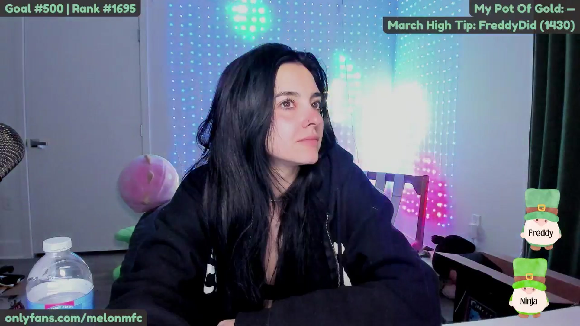 Gallery image thumbnail from Melon's myfreecams stream on, 03/21/2025, 01:45 image 5 of 20