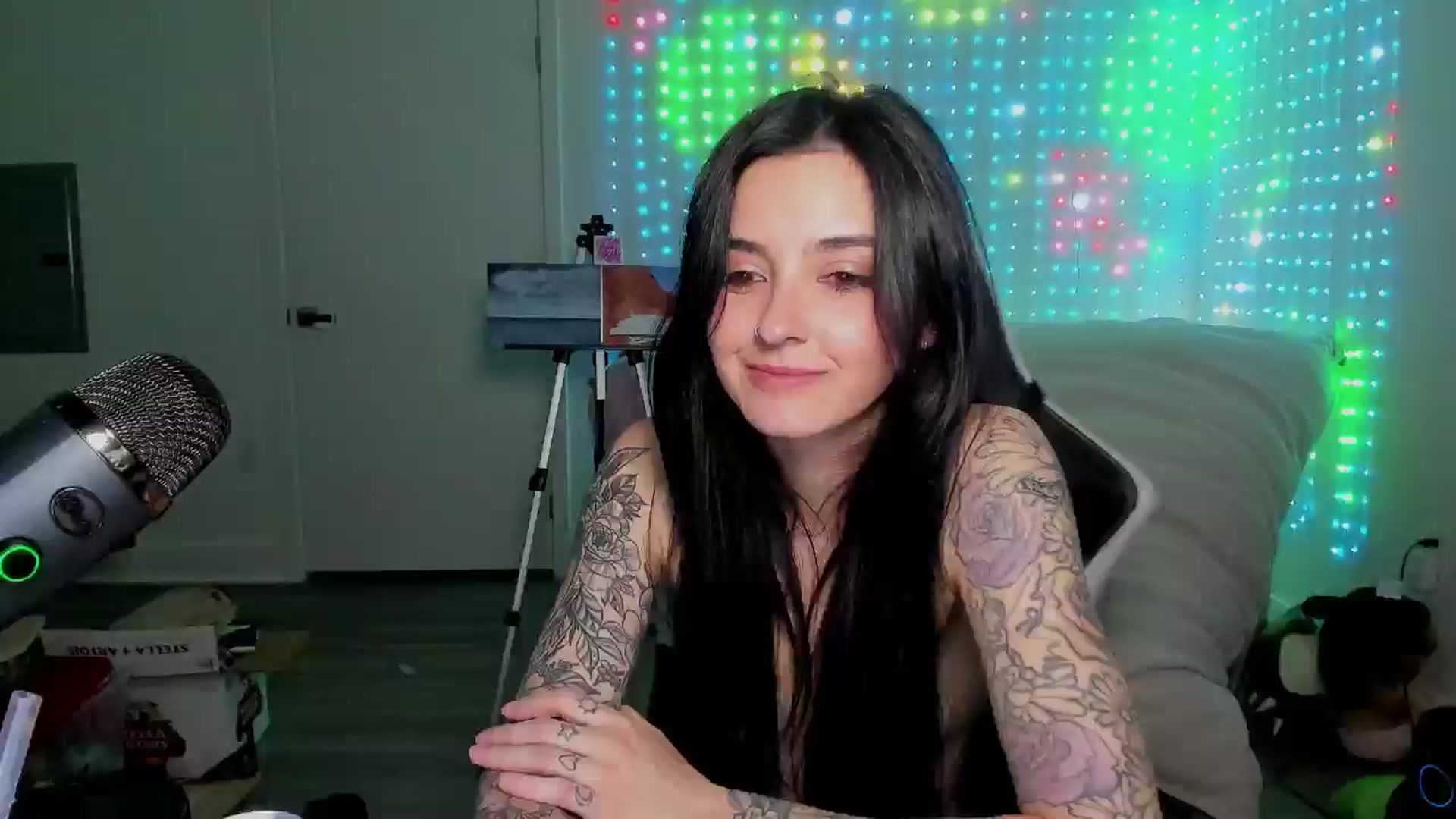 Gallery image thumbnail from Melon's myfreecams stream on, 04/07/2025, 03:09 image 14 of 20