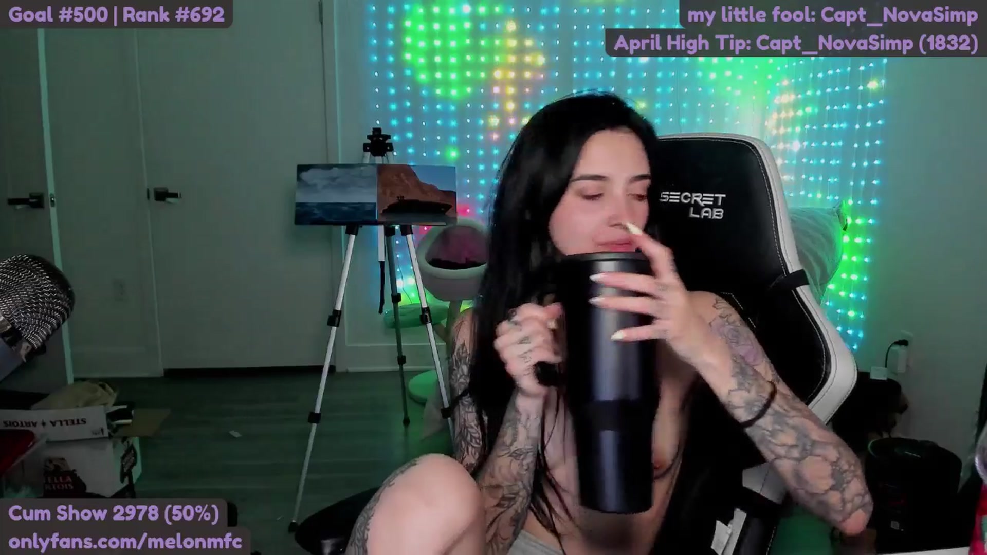 Gallery image thumbnail from Melon's myfreecams stream on, 04/13/2025, 04:12 image 17 of 20