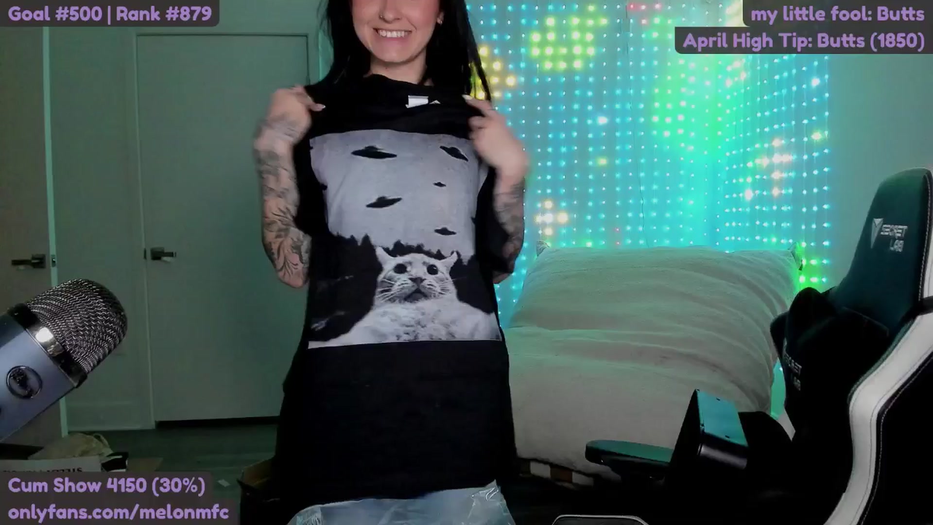 Gallery image thumbnail from Melon's myfreecams stream on, 04/18/2025, 02:24 image 1 of 20