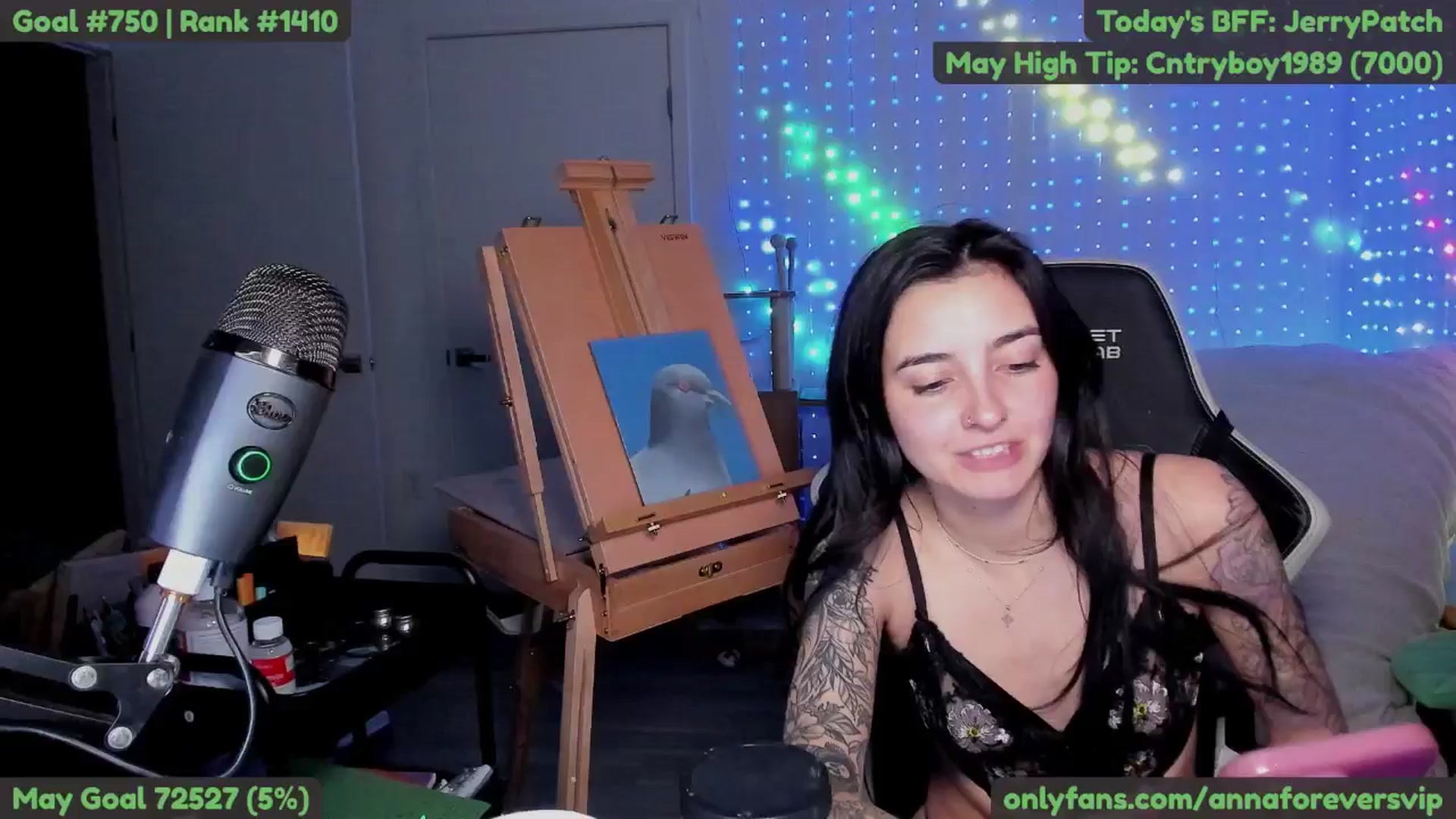 Gallery image thumbnail from Melon's myfreecams stream on, 05/22/2025, 04:31 image 4 of 20