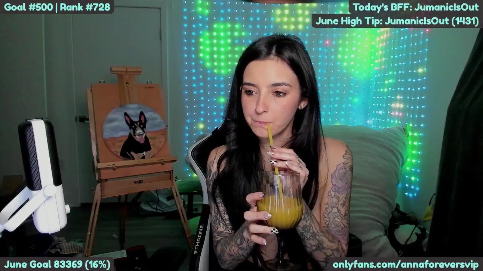 Gallery image thumbnail from Melon's myfreecams stream on, 06/14/2025, 03:16 image 6 of 20