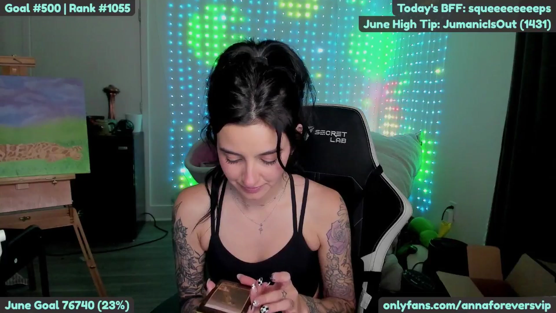 Gallery image thumbnail from Melon's myfreecams stream on, 06/25/2025, 01:06 image 2 of 20