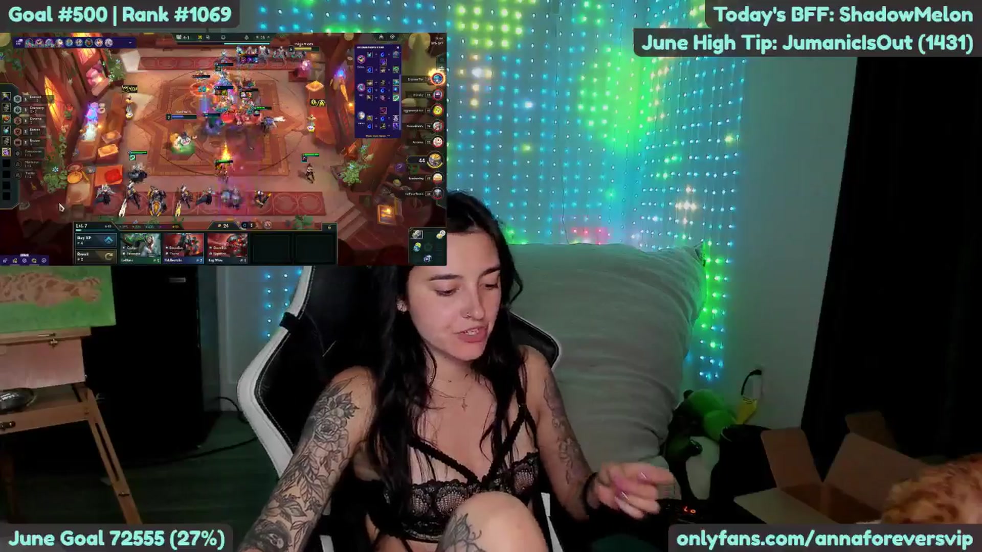Gallery image thumbnail from Melon's myfreecams stream on, 06/30/2025, 03:30 image 14 of 20