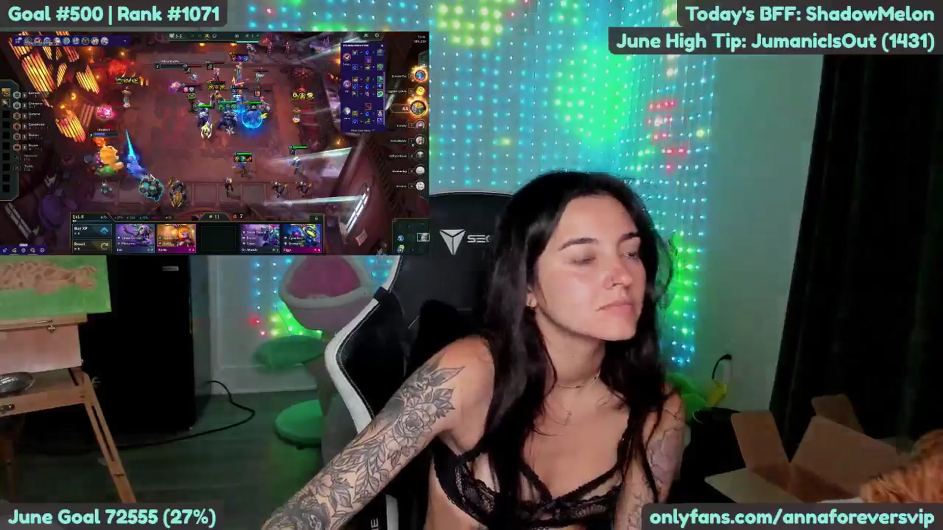 Gallery image thumbnail from Melon's myfreecams stream on, 06/30/2025, 03:30 image 16 of 20