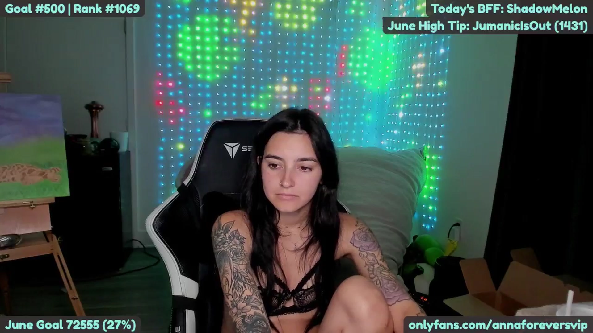 Gallery image thumbnail from Melon's myfreecams stream on, 06/30/2025, 03:30 image 10 of 20