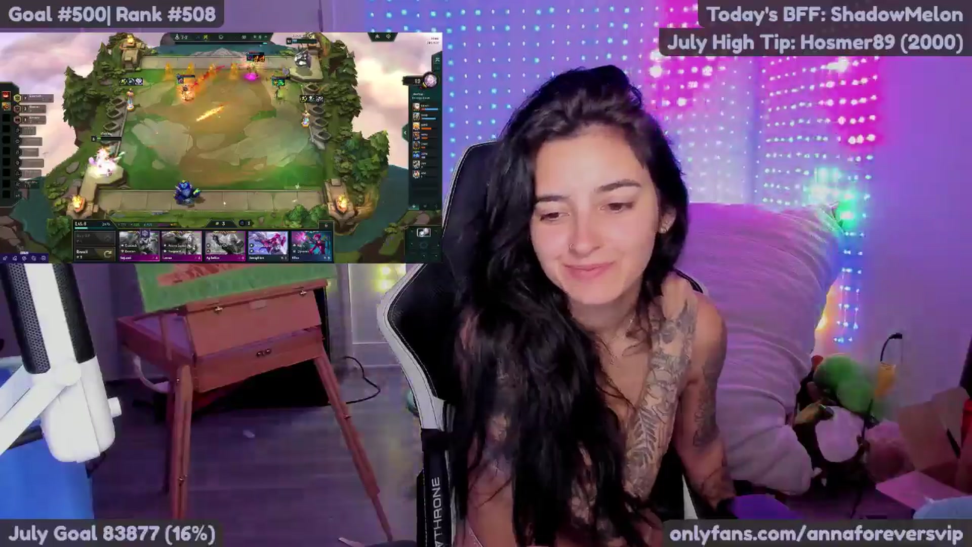 Gallery image thumbnail from Melon's myfreecams stream on, 07/06/2025, 18:41 image 15 of 20