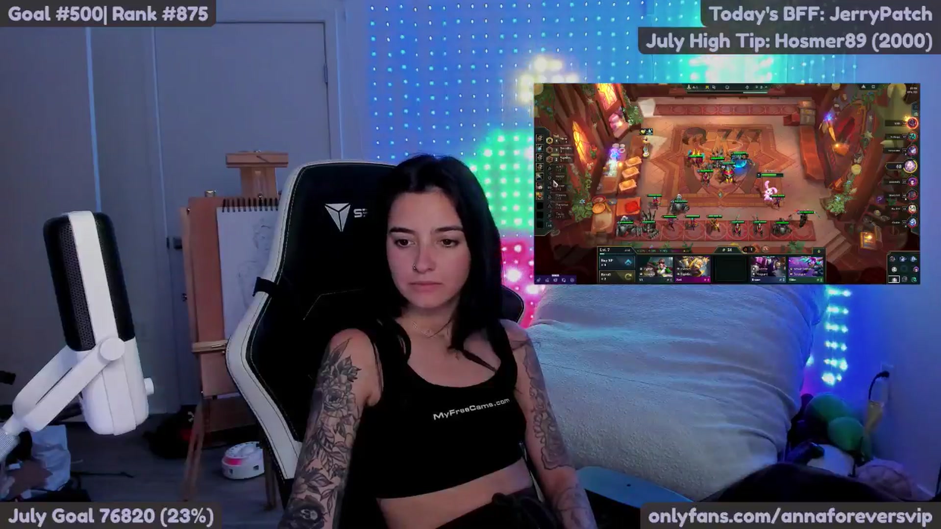 Gallery image thumbnail from Melon's myfreecams stream on, 07/15/2025, 02:17 image 13 of 20