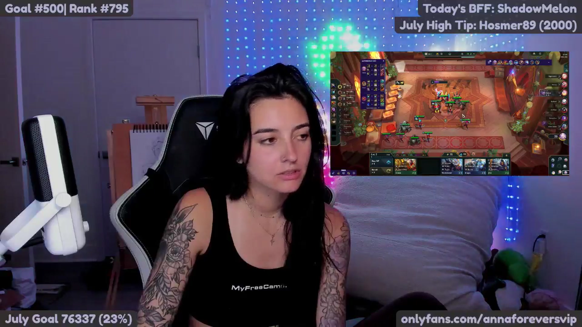 Gallery image thumbnail from Melon's myfreecams stream on, 07/15/2025, 03:43 image 6 of 20