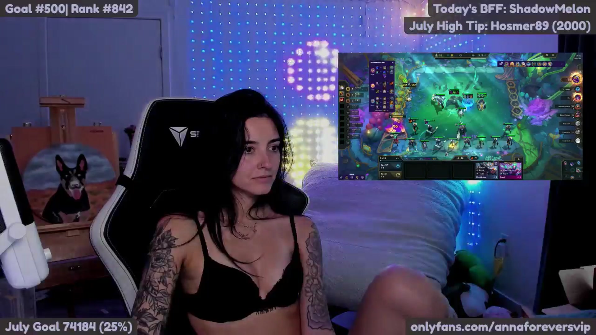 Gallery image thumbnail from Melon's myfreecams stream on, 07/16/2025, 19:20 image 19 of 20
